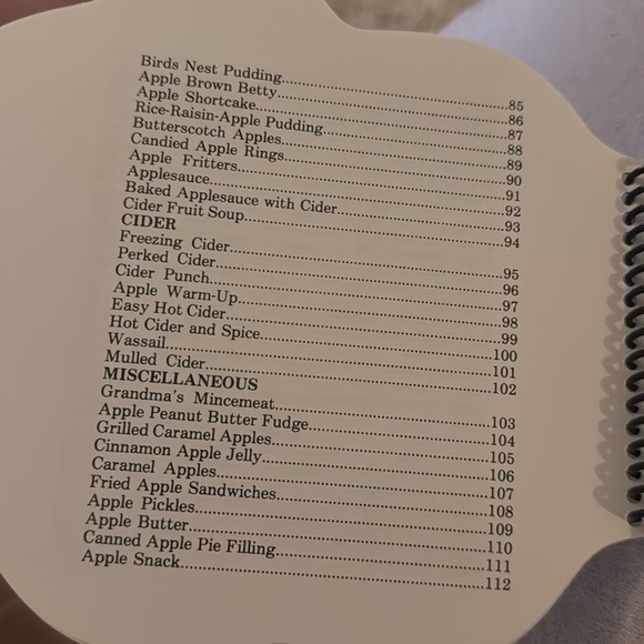 The big fat red juicy apple cookbook EUC Spiral Bound - Picture 7 of 8